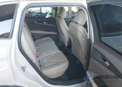 2022 Lincoln Nautilus Standard z USA, uszkodzony, nr VIN 2LMPJ6J9XNBL07600